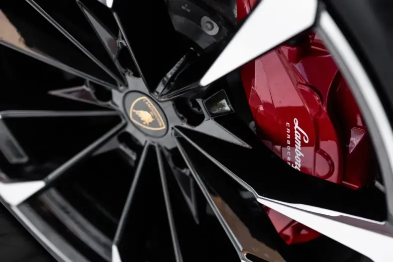 Lamborghini Urus din 2023 cu 20.900 km - oferta LAM178107 - foto 11