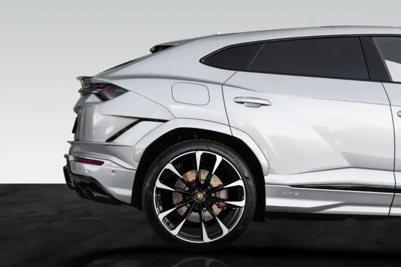 Lamborghini Urus din 2023 cu 20.900 km - oferta LAM178107 - foto 13