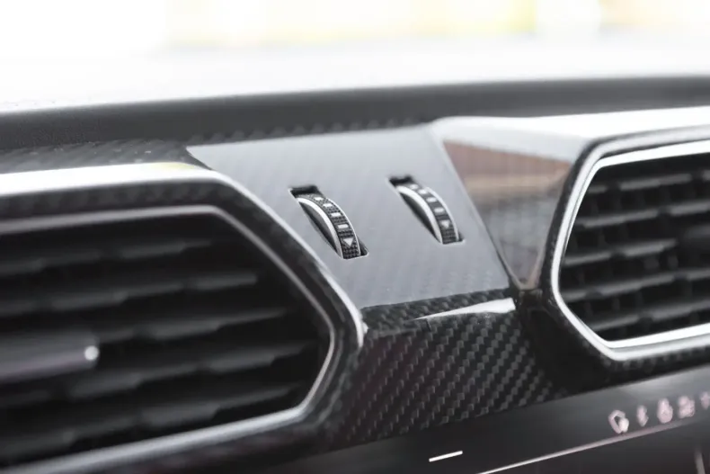 Lamborghini Urus din 2023 cu 20.900 km - oferta LAM178107 - foto 23