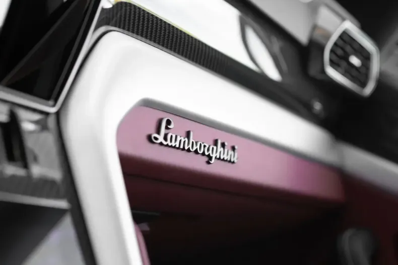 Lamborghini Urus din 2023 cu 20.900 km - oferta LAM178107 - foto 41