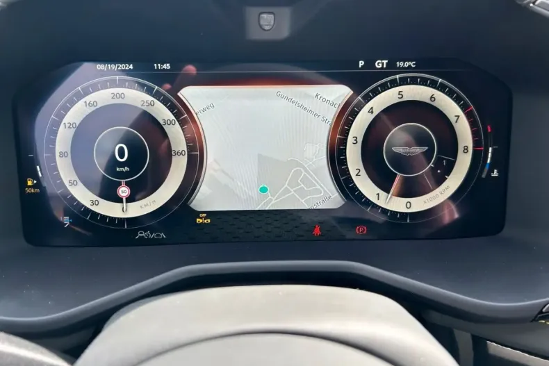 Aston Martin DBX din 2024 cu 9.400 km - oferta AST178109 - foto 8