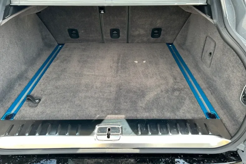 Aston Martin DBX din 2024 cu 9.400 km - oferta AST178109 - foto 14