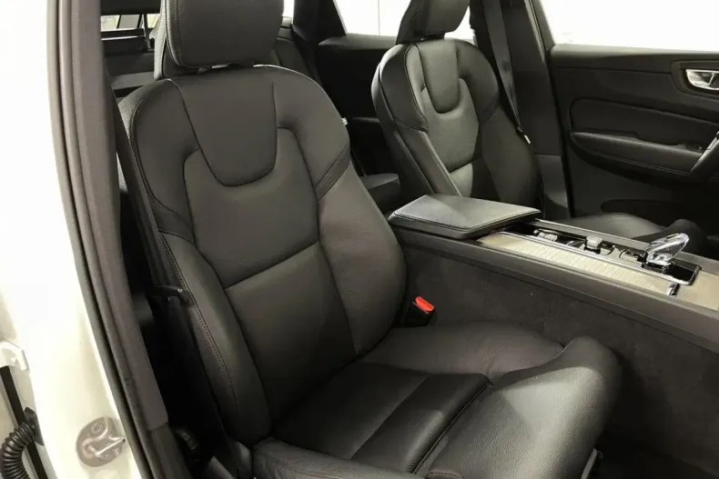 Volvo XC60 din 2022 cu 118.814 km - oferta VOL178124 - foto 9