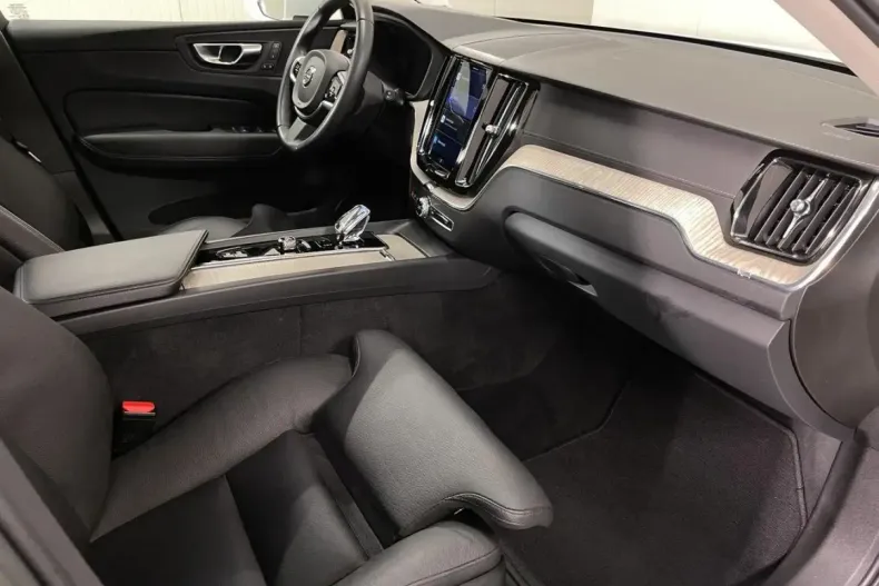 Volvo XC60 din 2022 cu 118.814 km - oferta VOL178124 - foto 10