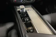 Volvo XC60 din 2022 cu 118.814 km - oferta VOL178124 - foto 19