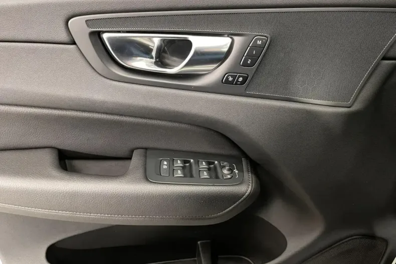 Volvo XC60 din 2022 cu 118.814 km - oferta VOL178124 - foto 23