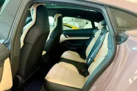 Porsche Taycan din 2023 cu 9.875 km - oferta POR178128 - foto 9