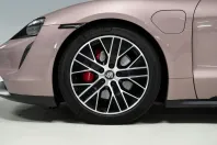 Porsche Taycan din 2022 cu 41.999 km - oferta POR178130 - foto 6