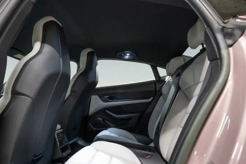 Porsche Taycan din 2022 cu 41.999 km - oferta POR178130 - foto 17