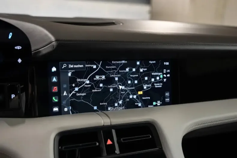 Porsche Taycan din 2022 cu 41.999 km - oferta POR178130 - foto 24