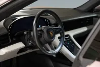 Porsche Taycan din 2022 cu 41.999 km - oferta POR178130 - foto 26