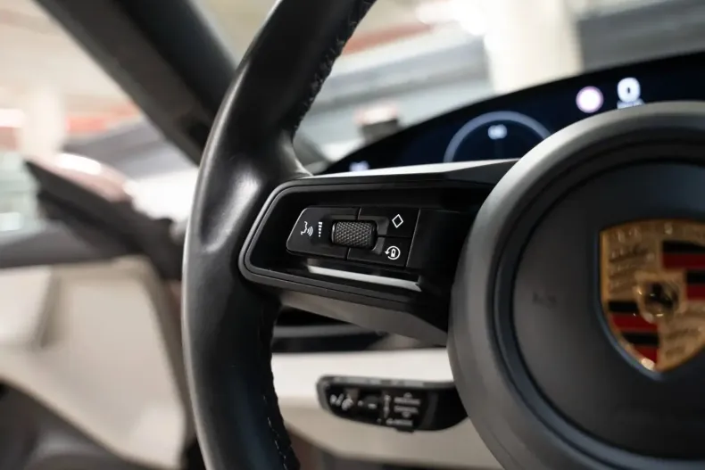 Porsche Taycan din 2022 cu 41.999 km - oferta POR178130 - foto 27