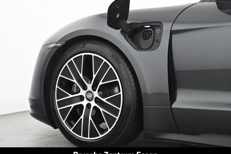 Porsche Taycan din 2022 cu 35.350 km - oferta POR178131 - foto 6