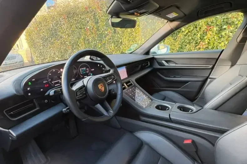 Porsche Taycan din 2021 cu 34.000 km - oferta POR178133 - foto 15