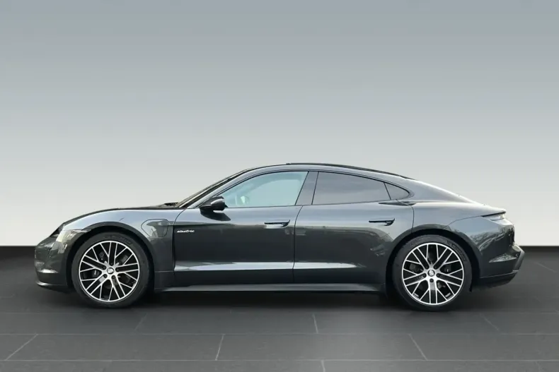 Porsche Taycan din 2022 cu 48.777 km - oferta POR178135 - foto 2