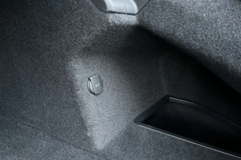 Porsche Taycan din 2022 cu 48.777 km - oferta POR178135 - foto 18