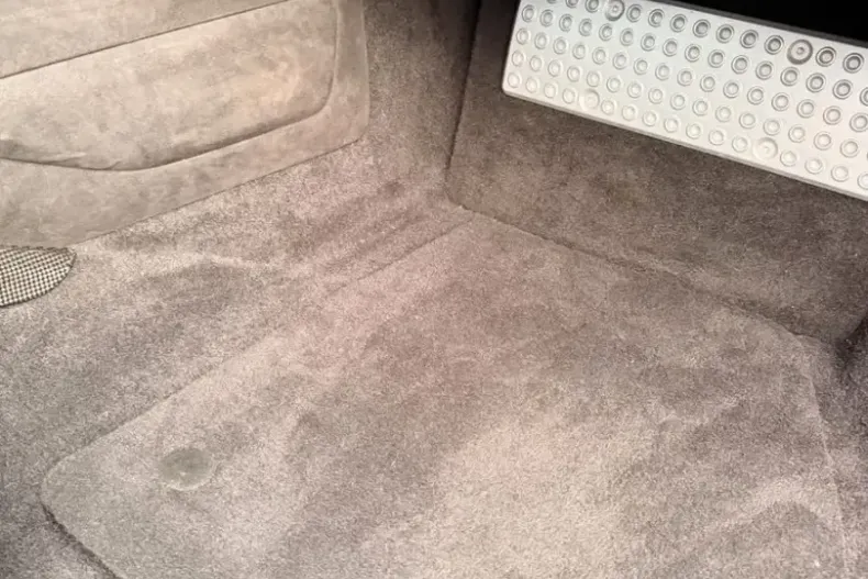 Ferrari SF90 din 2024 cu 6.000 km - oferta FER178136 - foto 13