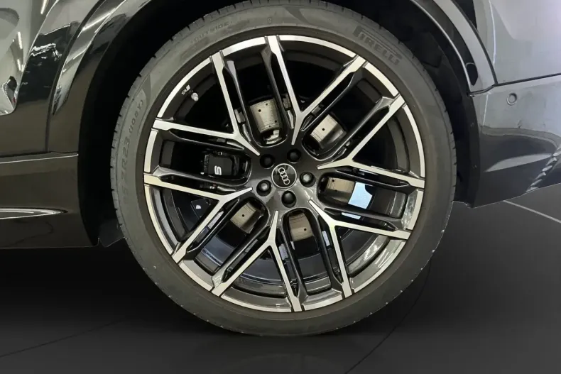 Audi RSQ8 din 2024 cu 7.170 km - oferta AUD178138 - foto 11