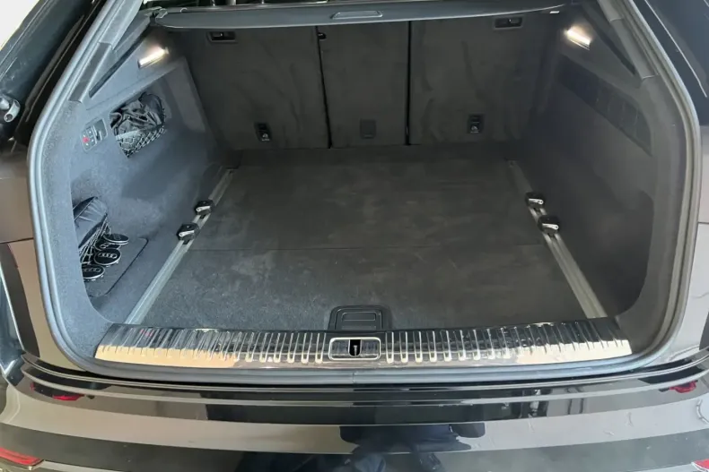 Audi RSQ8 din 2024 cu 7.170 km - oferta AUD178138 - foto 20