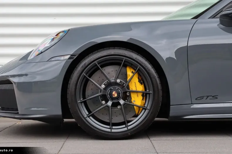 Porsche 992 din 2025 cu 3.010 km - oferta POR178141 - foto 4