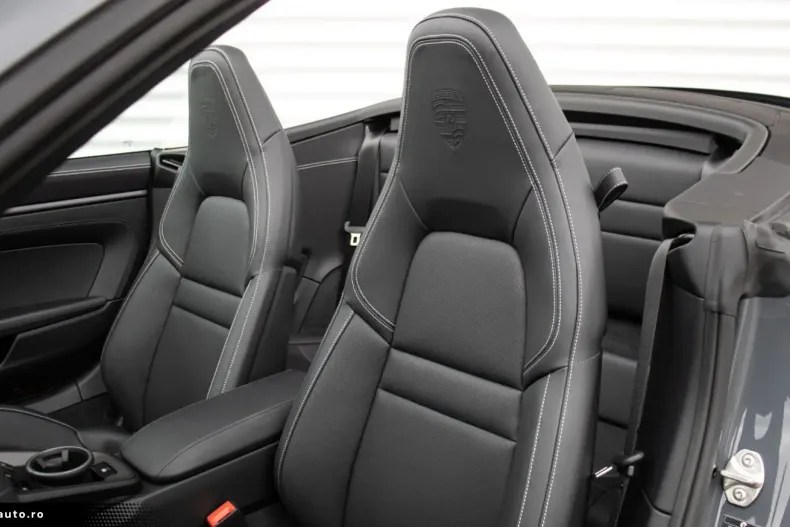 Porsche 992 din 2025 cu 3.010 km - oferta POR178141 - foto 7