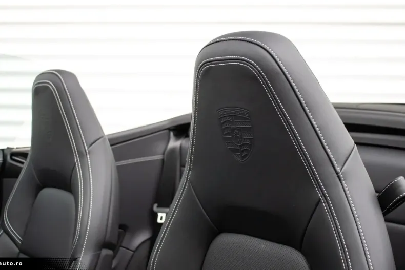 Porsche 992 din 2025 cu 3.010 km - oferta POR178141 - foto 9