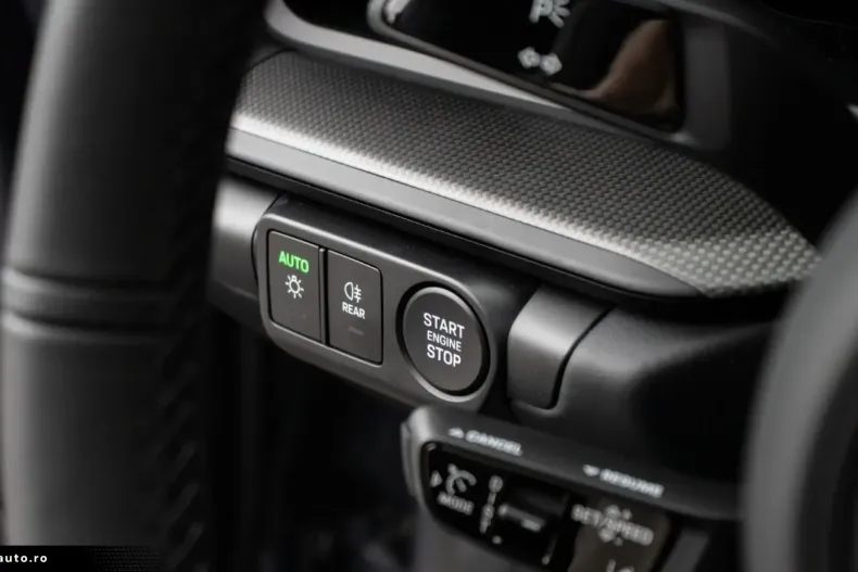 Porsche 992 din 2025 cu 3.010 km - oferta POR178141 - foto 32