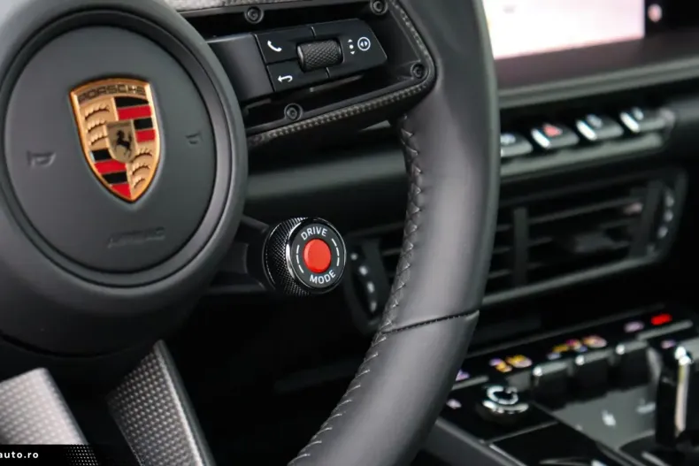 Porsche 992 din 2025 cu 3.010 km - oferta POR178141 - foto 35