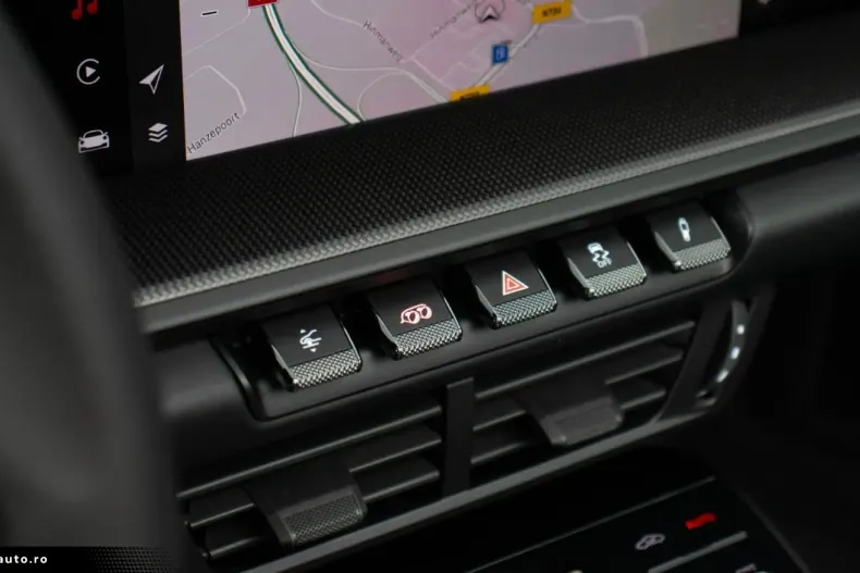 Porsche 992 din 2025 cu 3.010 km - oferta POR178141 - foto 36