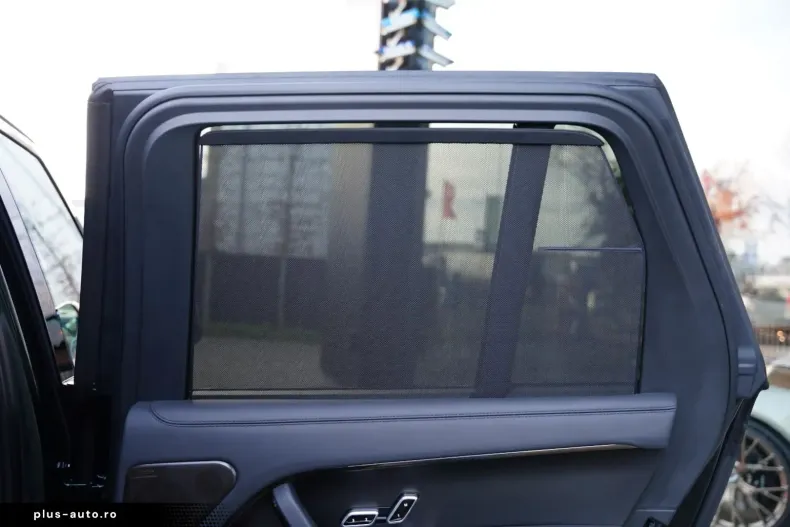 Land Rover Range Rover din 2024 cu 28.451 km - oferta LAN178144 - foto 12