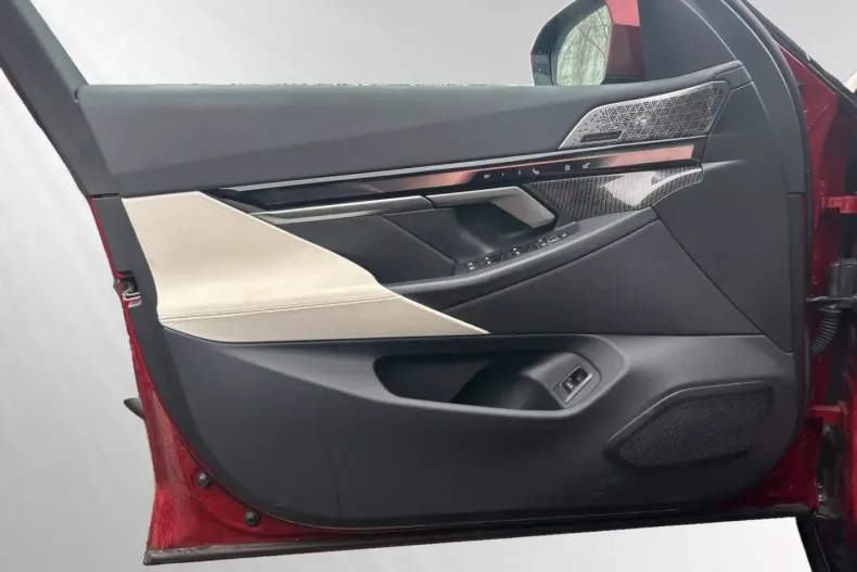 BMW 550 din 2025 cu 30.990 km - oferta BMW178145 - foto 6