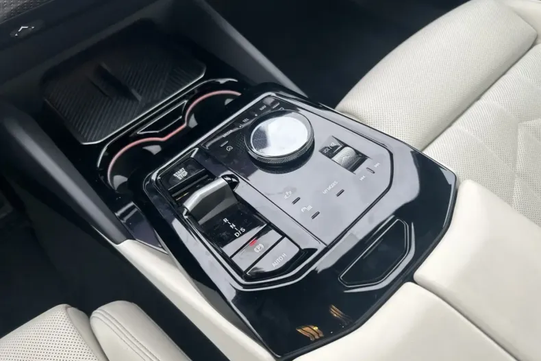 BMW 550 din 2025 cu 30.990 km - oferta BMW178145 - foto 9