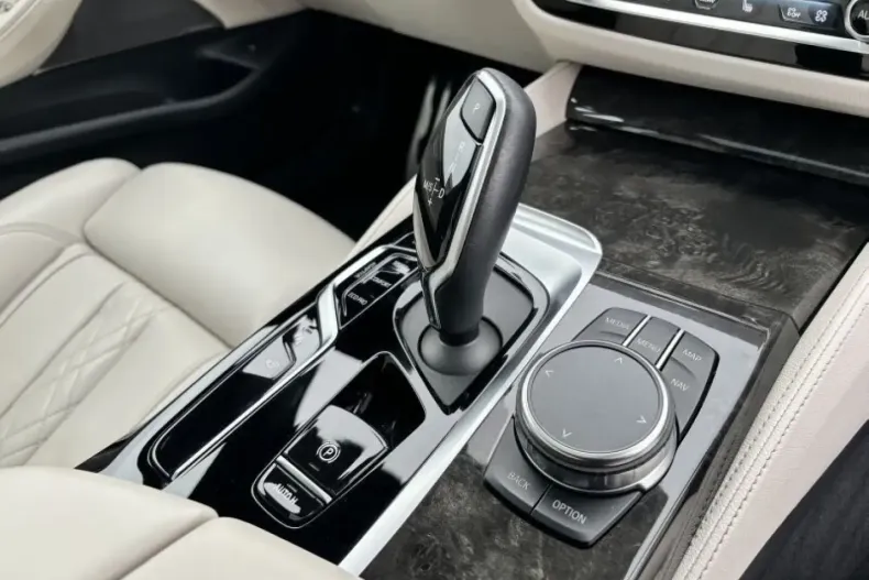 BMW M550 din 2022 cu 65.450 km - oferta BMW178154 - foto 20