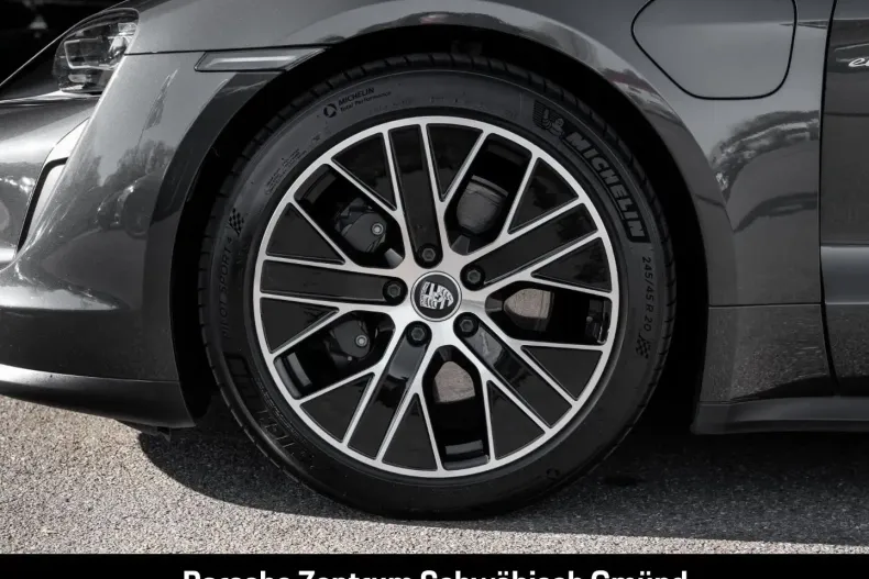 Porsche Taycan din 2022 cu 44.490 km - oferta POR178155 - foto 9