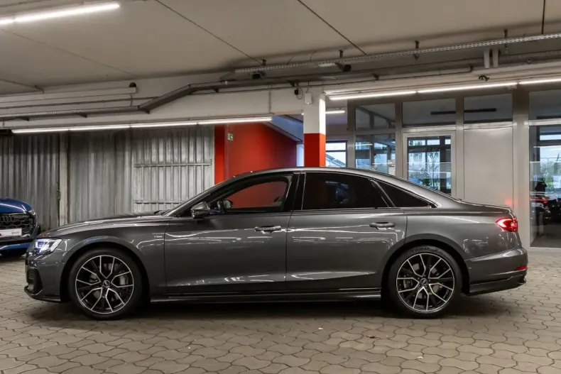 Audi A8 din 2023 cu 43.457 km - oferta AUD178167 - foto 3