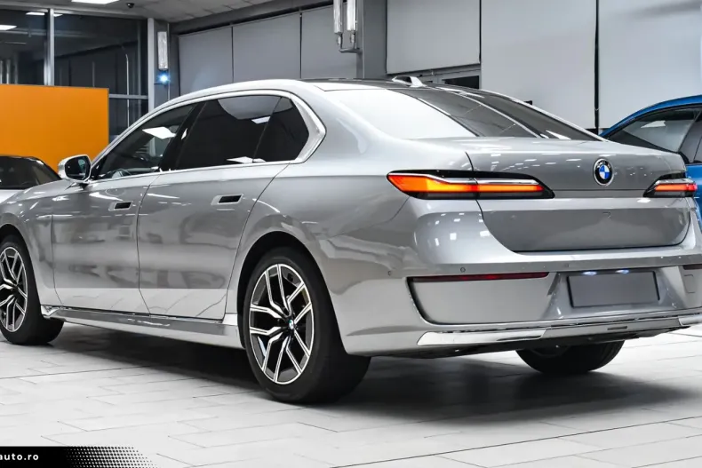 BMW 740 din 2025 cu 17.355 km - oferta BMW178168 - foto 6