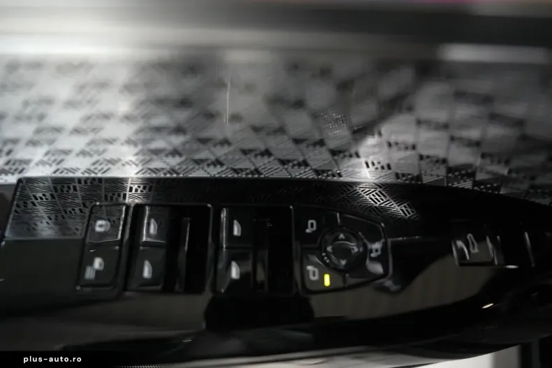 BMW 740 din 2024 cu 26.381 km - oferta BMW178169 - foto 27