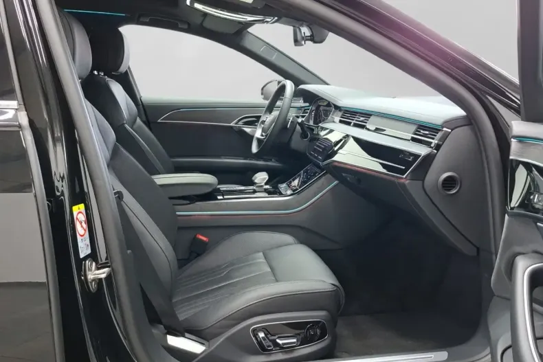 Audi A8 din 2025 cu 18.794 km - oferta AUD178174 - foto 3