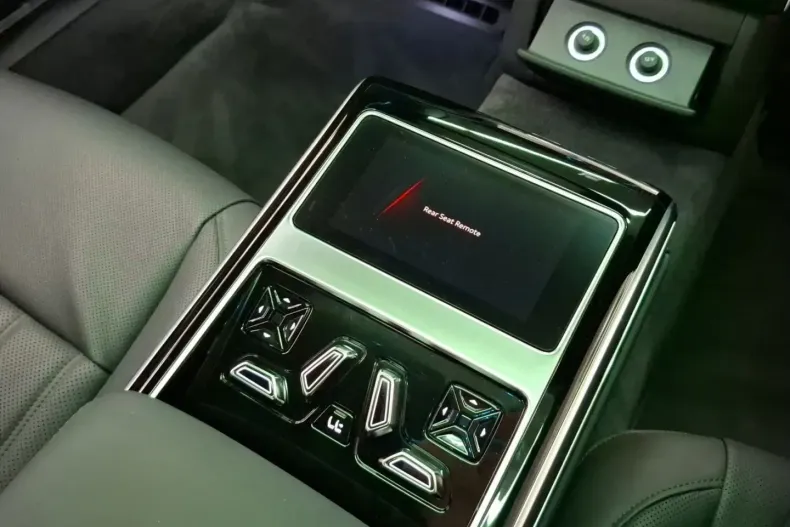 Audi A8 din 2025 cu 18.794 km - oferta AUD178174 - foto 18