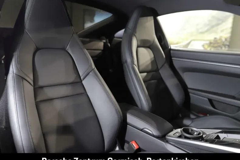 Porsche 992 din 2024 cu 5.341 km - oferta POR178189 - foto 10