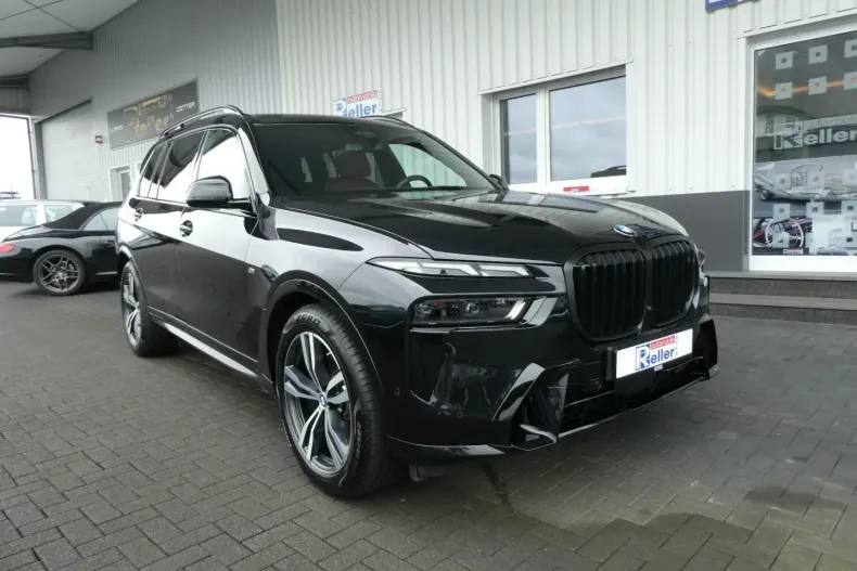 BMW X7 din 2024 cu 31.857 km - oferta BMW178195 - foto 1