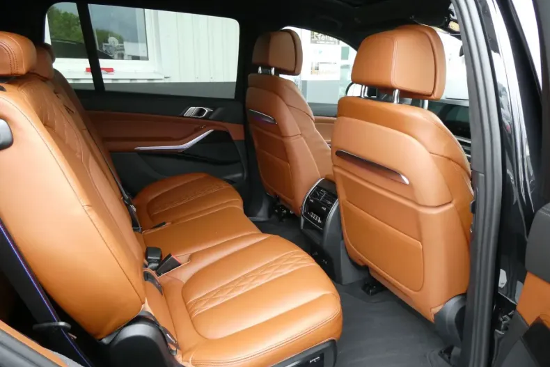 BMW X7 din 2024 cu 31.857 km - oferta BMW178195 - foto 10