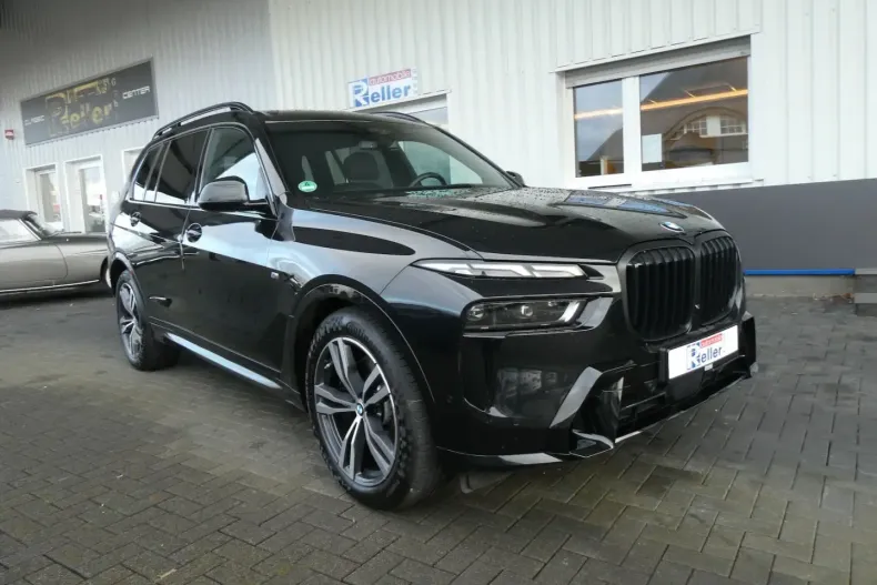 BMW X7 din 2024 cu 34.323 km - oferta BMW178196 - foto 1