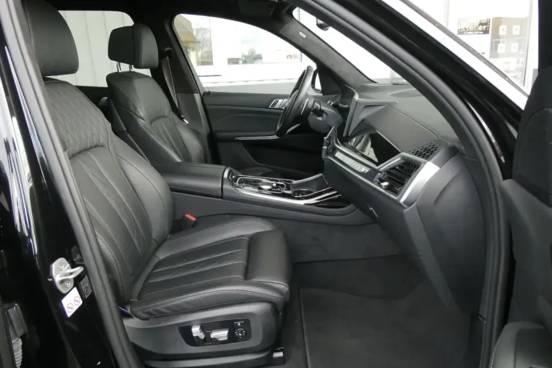 BMW X7 din 2024 cu 34.323 km - oferta BMW178196 - foto 13