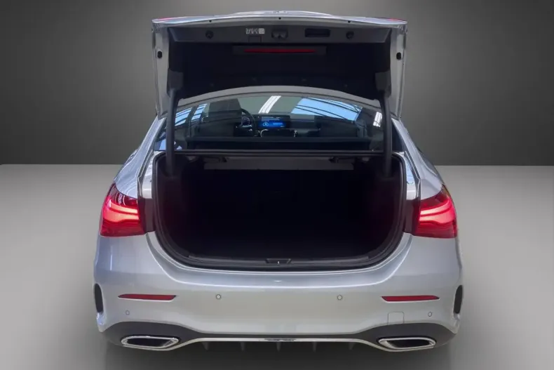 Mercedes-Benz A 180 (Clasa A) din 2024 cu 22.363 km - oferta MER178198 - foto 14