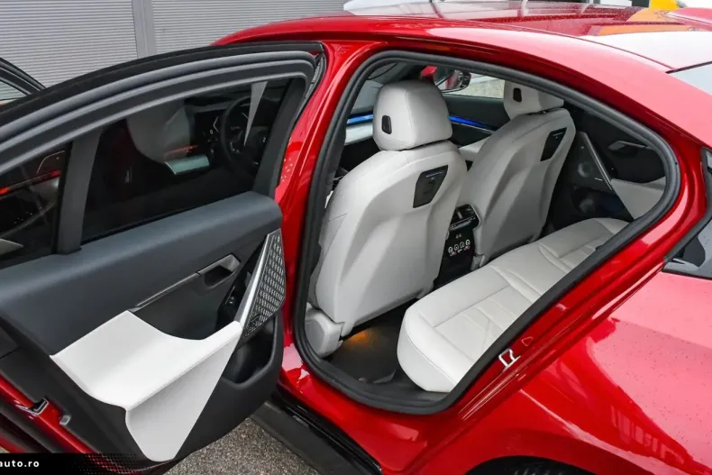 BMW 550 din 2025 cu 18.104 km - oferta BMW178211 - foto 9