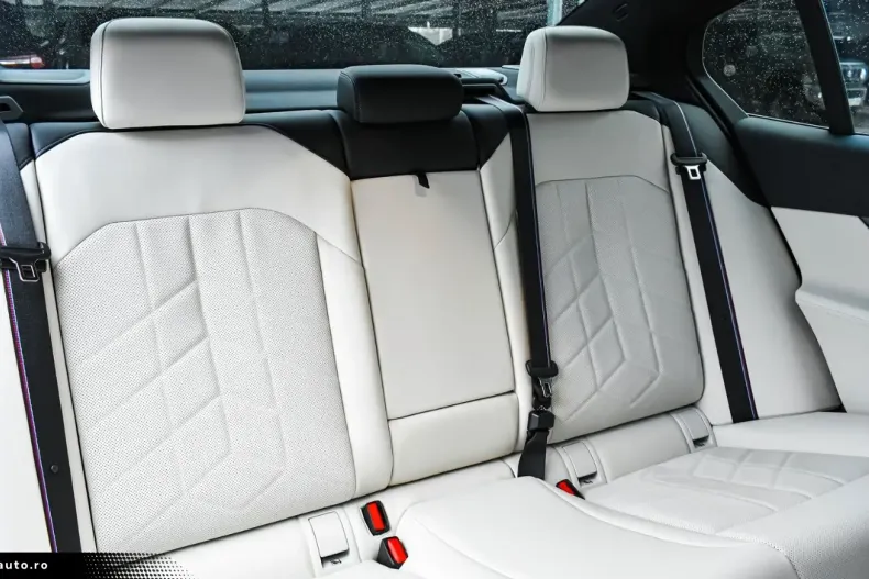 BMW 550 din 2025 cu 18.104 km - oferta BMW178211 - foto 11