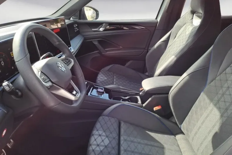 Volkswagen Tiguan din 2025 cu 6.003 km - oferta VOL178224 - foto 8