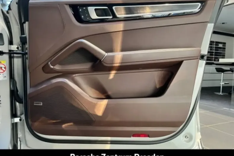 Porsche Cayenne din 2022 cu 59.000 km - oferta POR178232 - foto 25