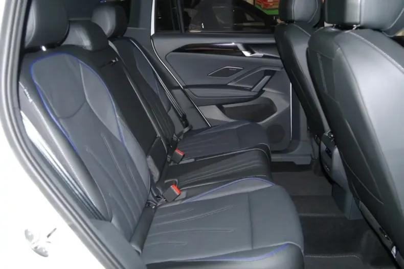 Volkswagen Tiguan din 2024 cu 53.200 km - oferta VOL178239 - foto 7